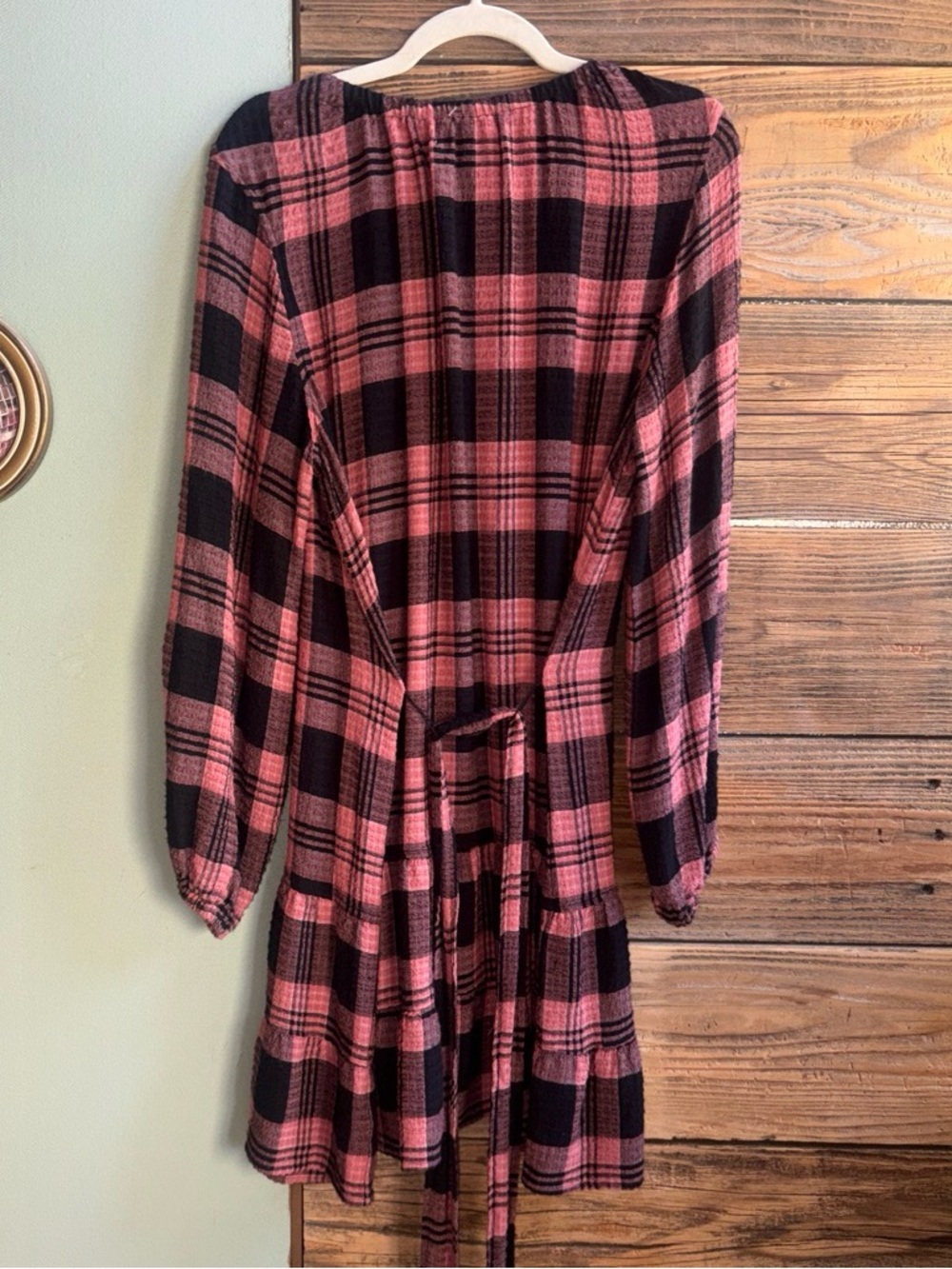 Cloth & Stone Plaid Long-Sleeve Tie-Waist Mini Dress - Black & Dusty Rose - Picture 6 of 6